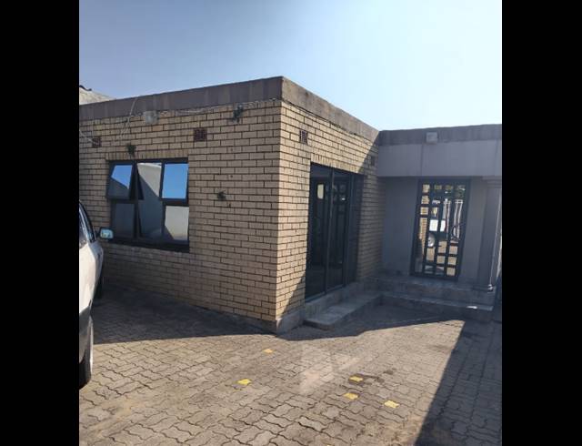 2.5 BEDROOM HOUSE FOR SALE IN MEREWENT